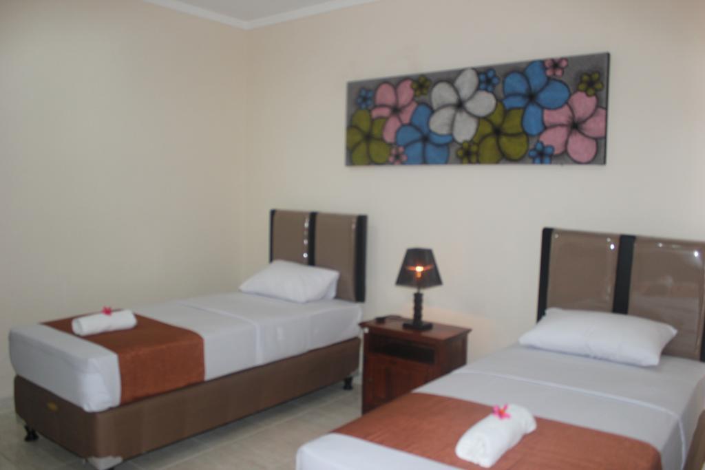 Hotel Puri Nusantara Кута Экстерьер фото